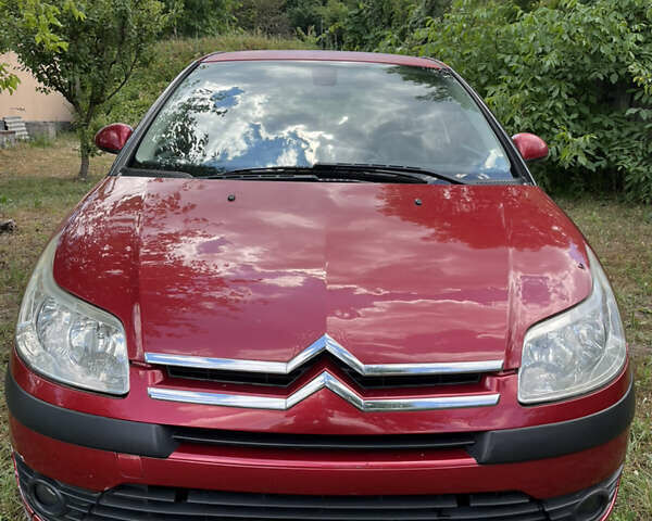 Красный Ситроен С4, объемом двигателя 1.59 л и пробегом 140 тыс. км за 4800 $, фото 2 на Automoto.ua