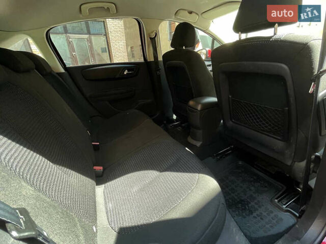 Червоний Сітроен С4, об'ємом двигуна 1.56 л та пробігом 220 тис. км за 5000 $, фото 17 на Automoto.ua