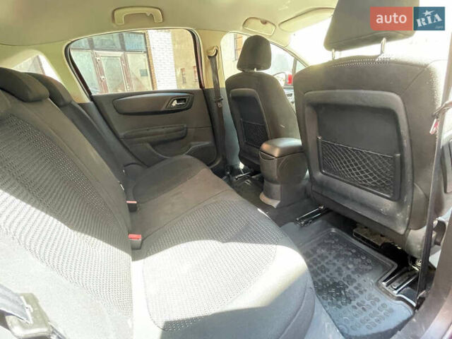 Червоний Сітроен С4, об'ємом двигуна 1.56 л та пробігом 220 тис. км за 5000 $, фото 15 на Automoto.ua