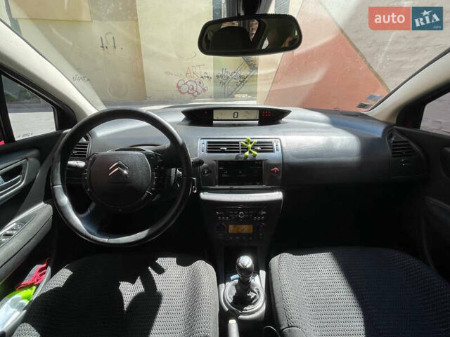 Червоний Сітроен С4, об'ємом двигуна 1.56 л та пробігом 220 тис. км за 5000 $, фото 11 на Automoto.ua