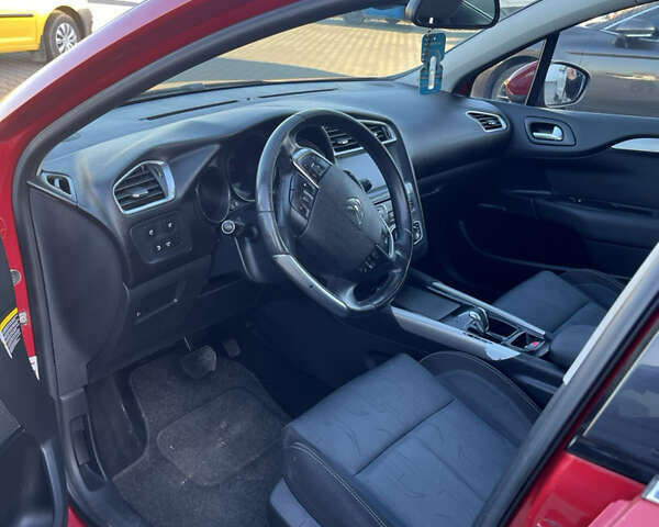 Красный Ситроен С4, объемом двигателя 1.56 л и пробегом 170 тыс. км за 6500 $, фото 13 на Automoto.ua