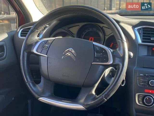 Красный Ситроен С4, объемом двигателя 1.6 л и пробегом 184 тыс. км за 6490 $, фото 13 на Automoto.ua