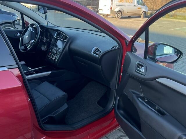 Красный Ситроен С4, объемом двигателя 1.6 л и пробегом 170 тыс. км за 6500 $, фото 10 на Automoto.ua