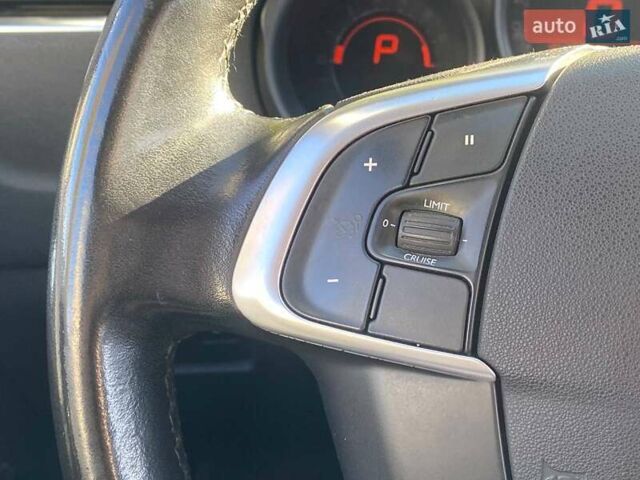 Красный Ситроен С4, объемом двигателя 1.6 л и пробегом 184 тыс. км за 6490 $, фото 19 на Automoto.ua