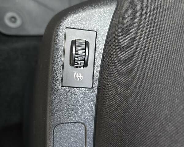 Красный Ситроен С4, объемом двигателя 1.56 л и пробегом 90 тыс. км за 8600 $, фото 17 на Automoto.ua