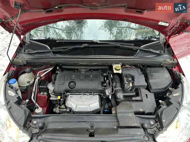 Червоний Сітроен С4, об'ємом двигуна 1.59 л та пробігом 136 тис. км за 7500 $, фото 21 на Automoto.ua