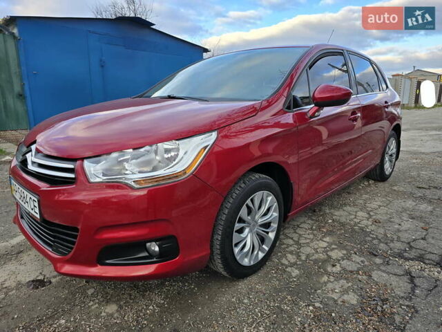 Красный Ситроен С4, объемом двигателя 1.56 л и пробегом 90 тыс. км за 8600 $, фото 3 на Automoto.ua