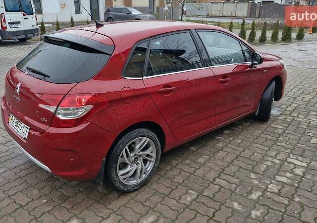 Красный Ситроен С4, объемом двигателя 1.6 л и пробегом 141 тыс. км за 8500 $, фото 2 на Automoto.ua