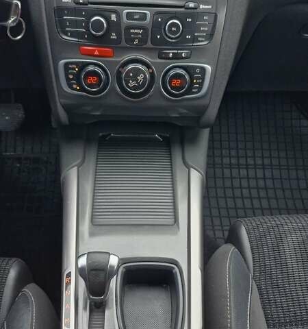 Красный Ситроен С4, объемом двигателя 1.6 л и пробегом 141 тыс. км за 8500 $, фото 8 на Automoto.ua