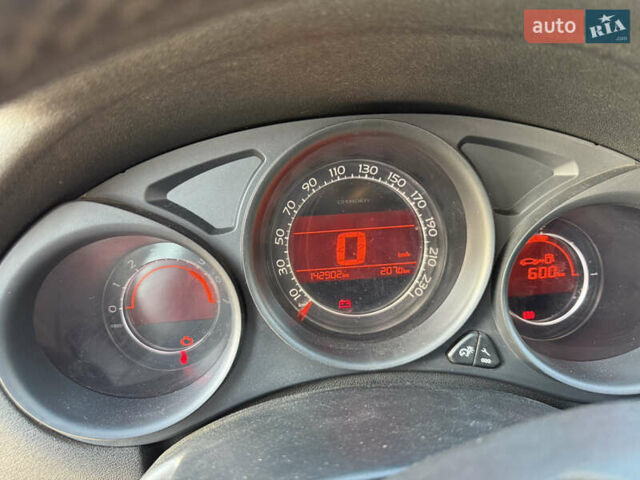 Ситроен С4 2012 в Львове на Automoto.ua Красный Ситроен С4, объемом двигателя 1.6 л и пробегом 143 тыс. км за 7400 $, фото 2 на Automoto.ua