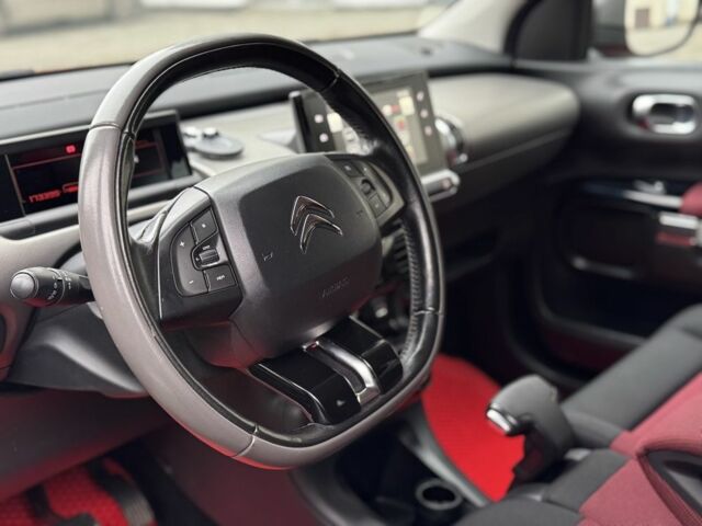 Червоний Сітроен С4, об'ємом двигуна 1.2 л та пробігом 170 тис. км за 8550 $, фото 14 на Automoto.ua