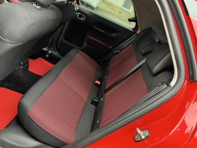 Червоний Сітроен С4, об'ємом двигуна 1.2 л та пробігом 170 тис. км за 8550 $, фото 20 на Automoto.ua