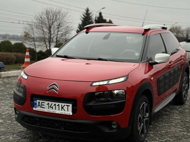 Червоний Сітроен С4, об'ємом двигуна 1.6 л та пробігом 70 тис. км за 13600 $, фото 5 на Automoto.ua