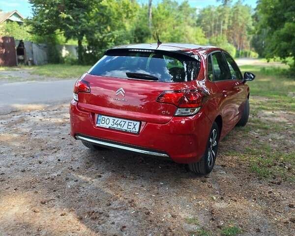 Красный Ситроен С4, объемом двигателя 1.6 л и пробегом 216 тыс. км за 10750 $, фото 1 на Automoto.ua