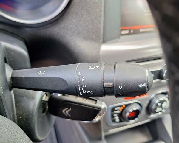 Красный Ситроен С4, объемом двигателя 1.6 л и пробегом 216 тыс. км за 10750 $, фото 12 на Automoto.ua