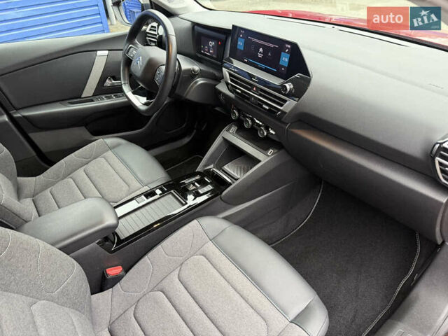 Красный Ситроен С4, объемом двигателя 1.5 л и пробегом 30 тыс. км за 21900 $, фото 5 на Automoto.ua