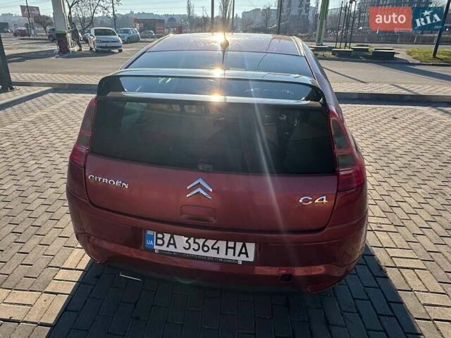 Красный Ситроен С4, объемом двигателя 2 л и пробегом 211 тыс. км за 4999 $, фото 6 на Automoto.ua