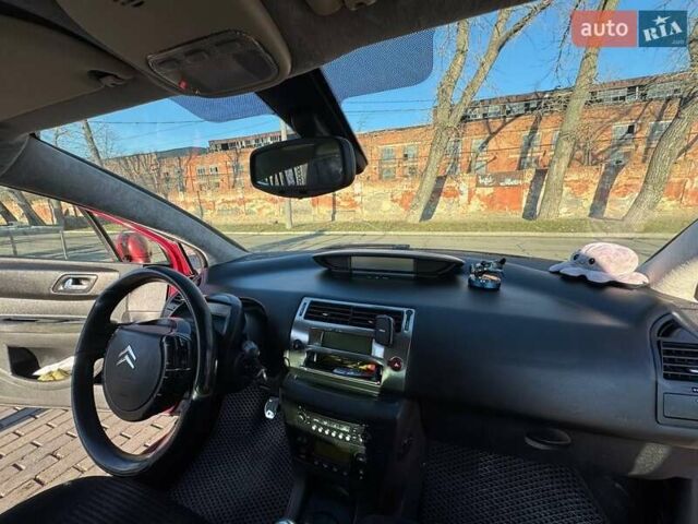 Красный Ситроен С4, объемом двигателя 2 л и пробегом 211 тыс. км за 4999 $, фото 39 на Automoto.ua
