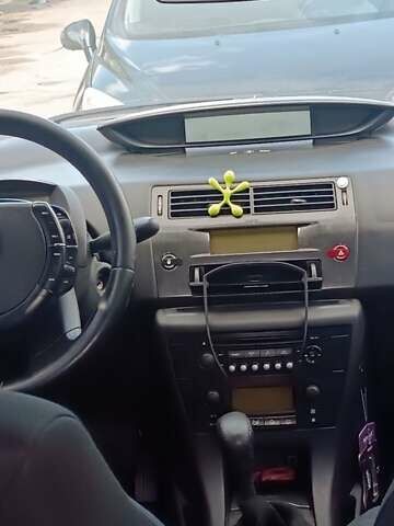 Червоний Сітроен С4, об'ємом двигуна 1.59 л та пробігом 239 тис. км за 3300 $, фото 12 на Automoto.ua