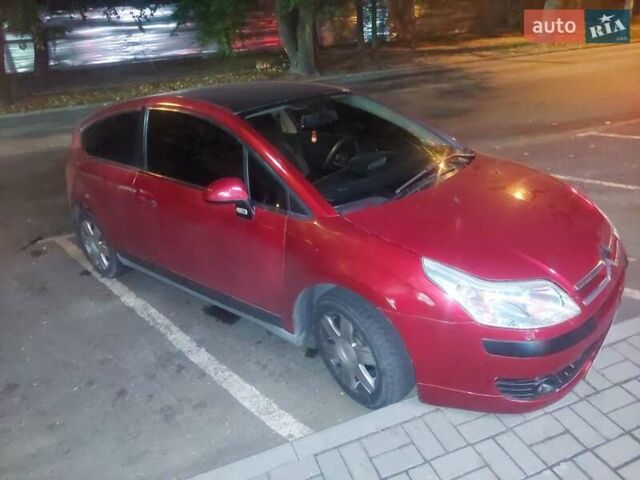 Красный Ситроен С4, объемом двигателя 1.6 л и пробегом 184 тыс. км за 3900 $, фото 2 на Automoto.ua