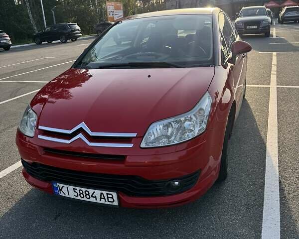Червоний Сітроен С4, об'ємом двигуна 1.6 л та пробігом 219 тис. км за 4800 $, фото 1 на Automoto.ua
