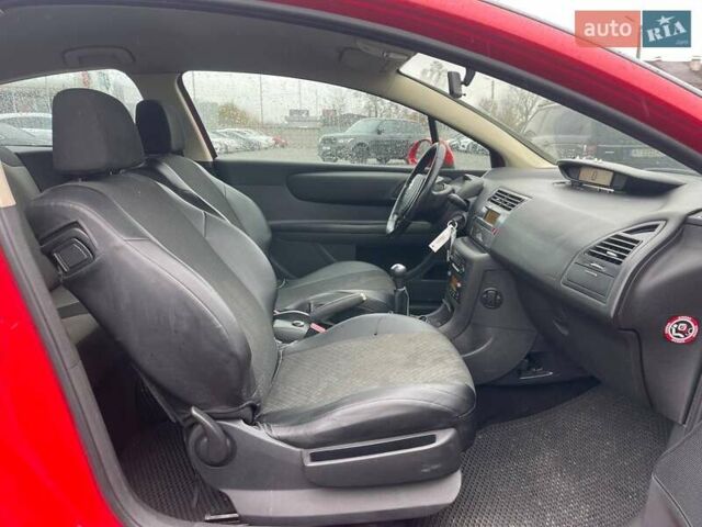 Красный Ситроен С4, объемом двигателя 1.59 л и пробегом 222 тыс. км за 5490 $, фото 11 на Automoto.ua