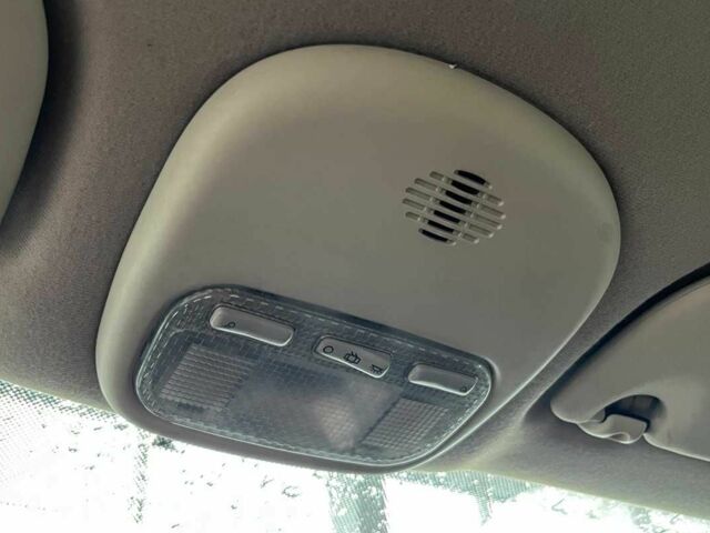 Червоний Сітроен С4, об'ємом двигуна 1.6 л та пробігом 190 тис. км за 3650 $, фото 18 на Automoto.ua