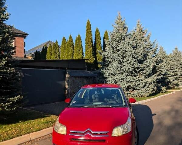 Красный Ситроен С4, объемом двигателя 1.59 л и пробегом 270 тыс. км за 5200 $, фото 5 на Automoto.ua