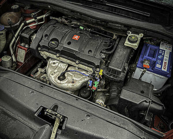 Красный Ситроен С4, объемом двигателя 1.6 л и пробегом 90 тыс. км за 4713 $, фото 8 на Automoto.ua