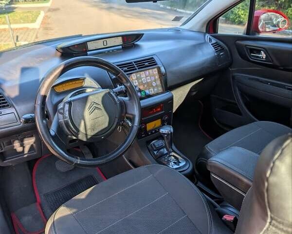 Красный Ситроен С4, объемом двигателя 1.59 л и пробегом 270 тыс. км за 5200 $, фото 6 на Automoto.ua