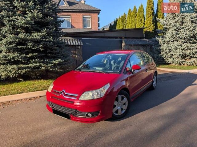 Красный Ситроен С4, объемом двигателя 1.59 л и пробегом 270 тыс. км за 5200 $, фото 1 на Automoto.ua