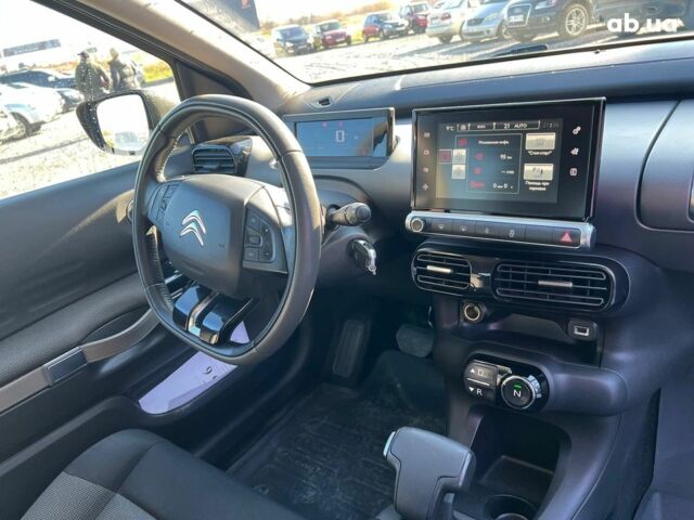 Червоний Сітроен С4, об'ємом двигуна 1.2 л та пробігом 102 тис. км за 9990 $, фото 37 на Automoto.ua