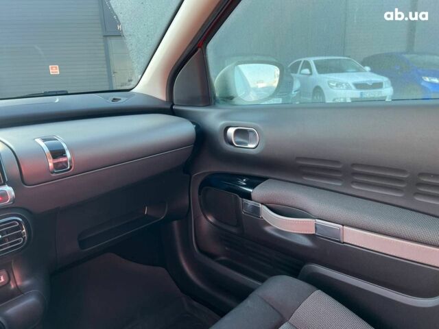 Червоний Сітроен С4, об'ємом двигуна 1.2 л та пробігом 102 тис. км за 9990 $, фото 31 на Automoto.ua