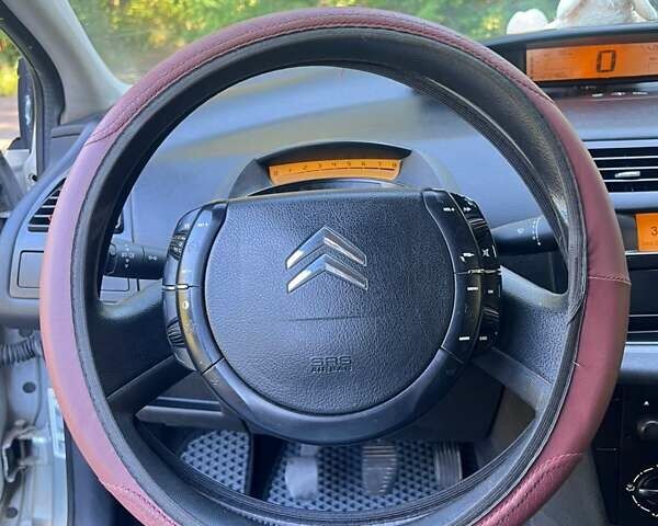 Ситроен С4, объемом двигателя 1.6 л и пробегом 267 тыс. км за 3000 $, фото 3 на Automoto.ua