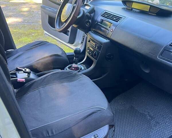 Ситроен С4, объемом двигателя 1.6 л и пробегом 267 тыс. км за 3000 $, фото 18 на Automoto.ua