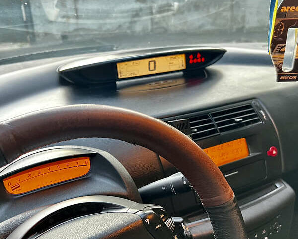 Сітроен С4, об'ємом двигуна 1.59 л та пробігом 205 тис. км за 3500 $, фото 12 на Automoto.ua