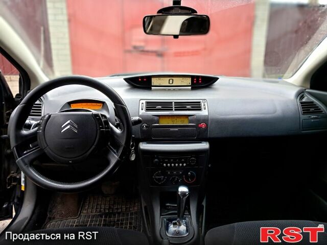 Ситроен С4, объемом двигателя 1.6 л и пробегом 344 тыс. км за 4600 $, фото 5 на Automoto.ua