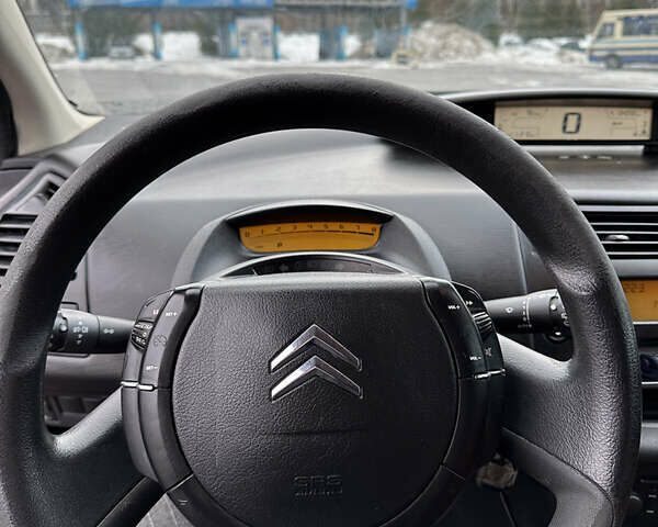 Сітроен С4, об'ємом двигуна 1.59 л та пробігом 136 тис. км за 5100 $, фото 29 на Automoto.ua