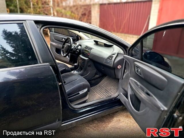Ситроен С4, объемом двигателя 1.6 л и пробегом 344 тыс. км за 4600 $, фото 4 на Automoto.ua