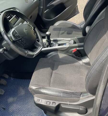 Сітроен С4, об'ємом двигуна 1.6 л та пробігом 220 тис. км за 7350 $, фото 21 на Automoto.ua