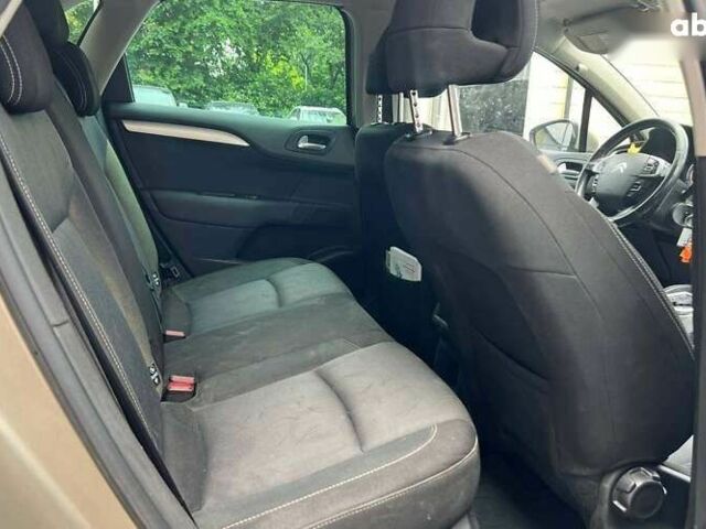 Ситроен С4, объемом двигателя 1.6 л и пробегом 202 тыс. км за 7700 $, фото 18 на Automoto.ua