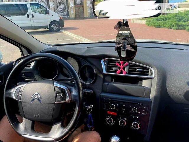 Ситроен С4, объемом двигателя 1.6 л и пробегом 130 тыс. км за 6900 $, фото 12 на Automoto.ua