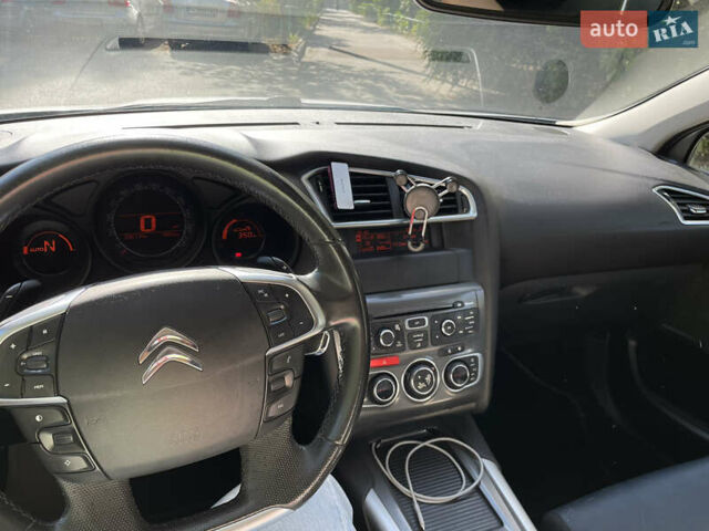 Ситроен С4, объемом двигателя 1.6 л и пробегом 236 тыс. км за 7800 $, фото 5 на Automoto.ua
