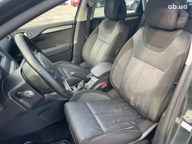 Сітроен С4, об'ємом двигуна 1.6 л та пробігом 242 тис. км за 5990 $, фото 24 на Automoto.ua