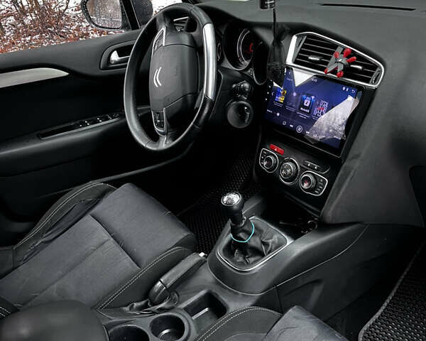 Ситроен С4, объемом двигателя 1.6 л и пробегом 237 тыс. км за 6500 $, фото 6 на Automoto.ua