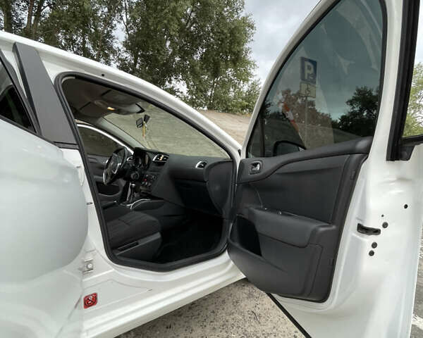 Ситроен С4, объемом двигателя 1.59 л и пробегом 287 тыс. км за 5200 $, фото 11 на Automoto.ua