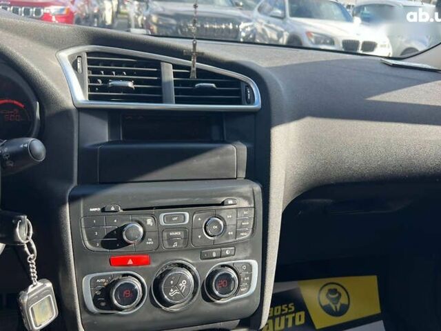 Ситроен С4, объемом двигателя 1.6 л и пробегом 107 тыс. км за 8200 $, фото 12 на Automoto.ua