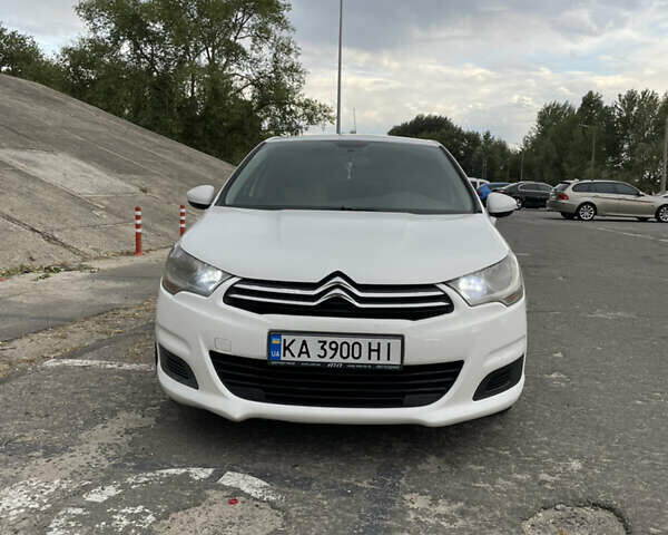 Ситроен С4, объемом двигателя 1.59 л и пробегом 287 тыс. км за 5200 $, фото 7 на Automoto.ua