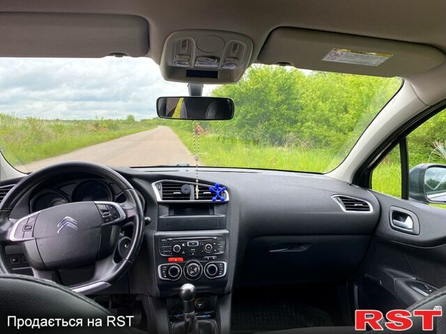 Ситроен С4, объемом двигателя 1.6 л и пробегом 250 тыс. км за 8300 $, фото 8 на Automoto.ua