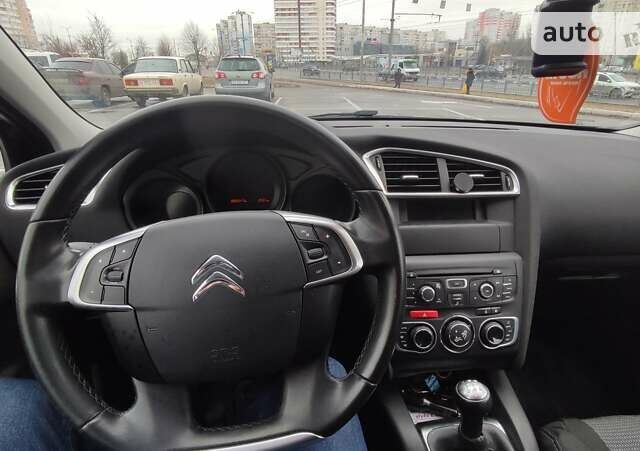 Сітроен С4, об'ємом двигуна 1.56 л та пробігом 85 тис. км за 10400 $, фото 14 на Automoto.ua